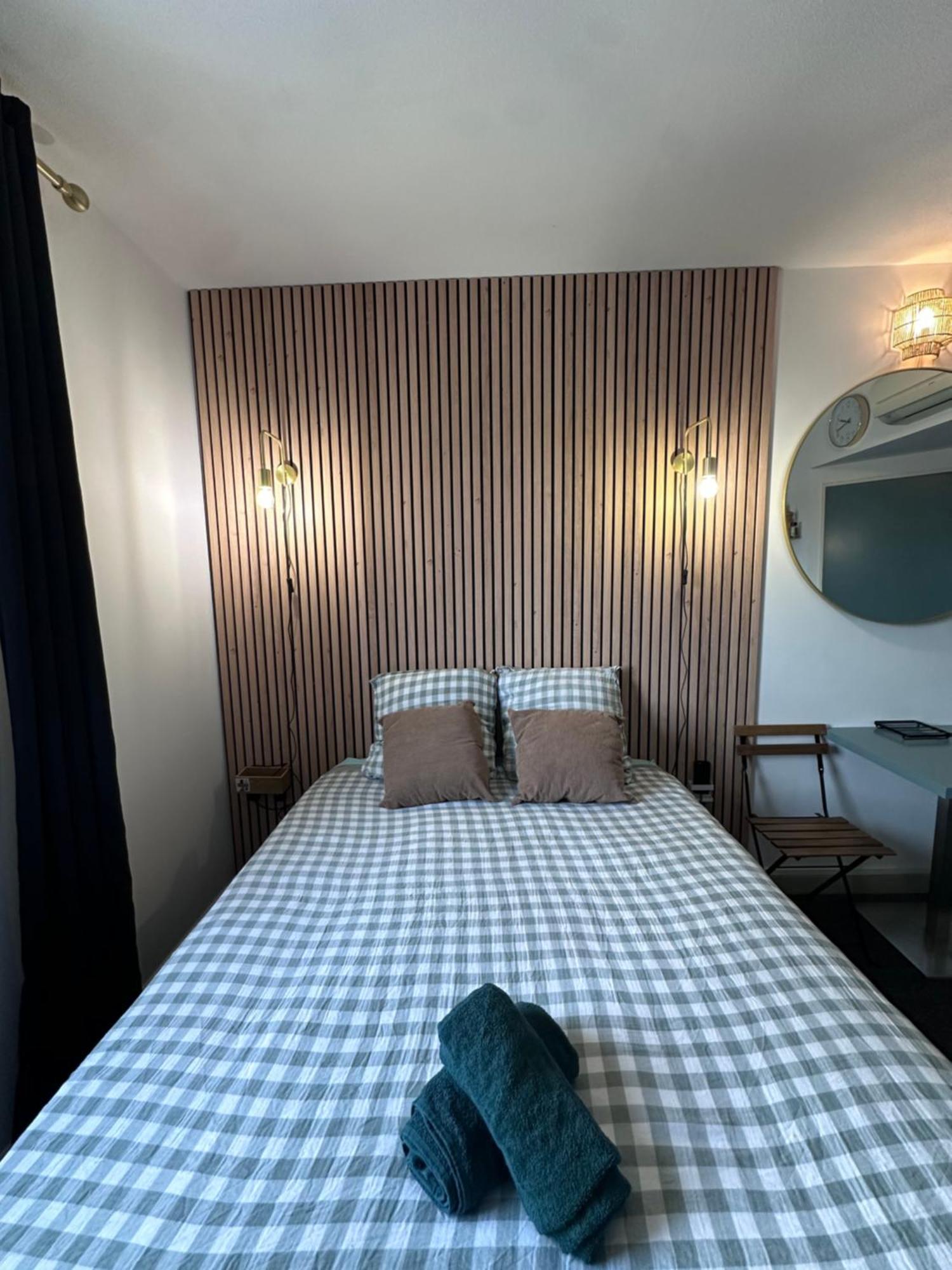 Joli Studio Le Clos D'Aix Avec Grande Terrasse Piscine Et Parking Gratuit Aix-en-Provence Extérieur photo